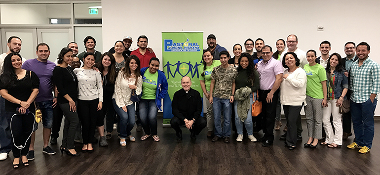 Líderes de los grupos juveniles de diversas parroquias de la Arquidiócesis de Miami compartieron temas de formación cristiana, en un taller patrocinado por la Pastoral Juvenil Hispana de la Arquidiócesis y efectuado el Día de la Candelaria, el 2 de febrero.