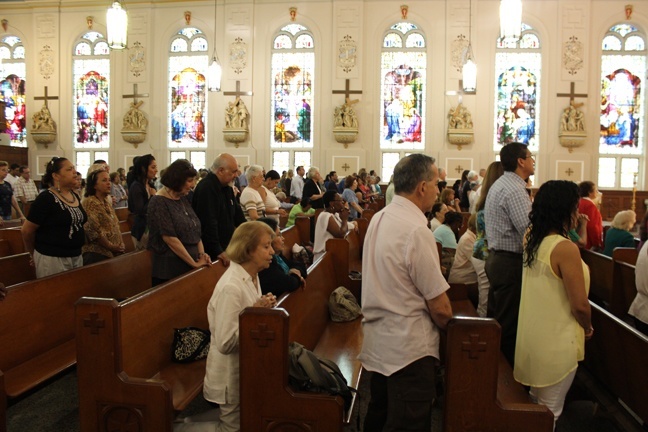 Hundreds gathered for the noon Mass at Gesu on the feast of St. Ignatius Loyola.