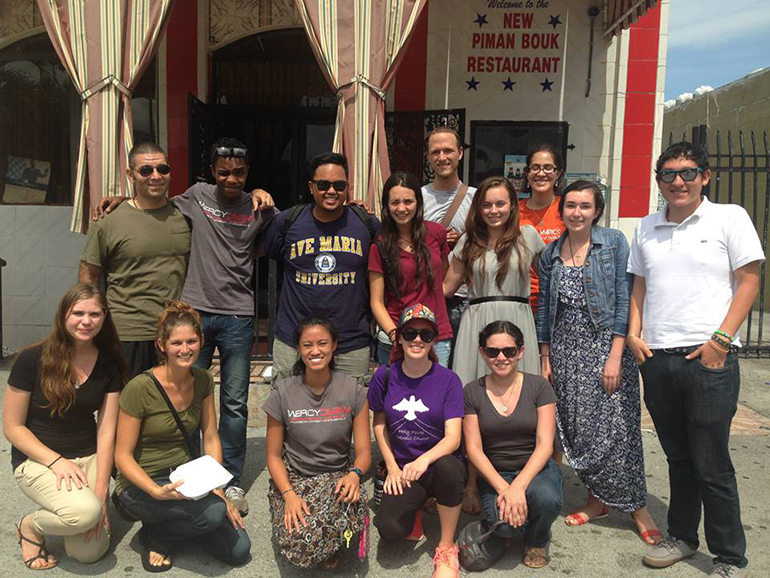 After serving at the soup kitchen and attending Creole Mass on a Sunday, the group went to a Haitian restaurant for lunch. There was plenty of opportunity to immerse ourselves in Haitian culture.