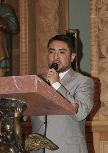 Ivan Diaz, Catholic singer, was the host of the Conference on the New Evangelization from Msgr. Octavio Ruiz, Secretary of the Pontifical Council for the New Evangelization, at Our Lady of Mercy of Perú Church-Museum in Corpus Christi Parish, on February 5.