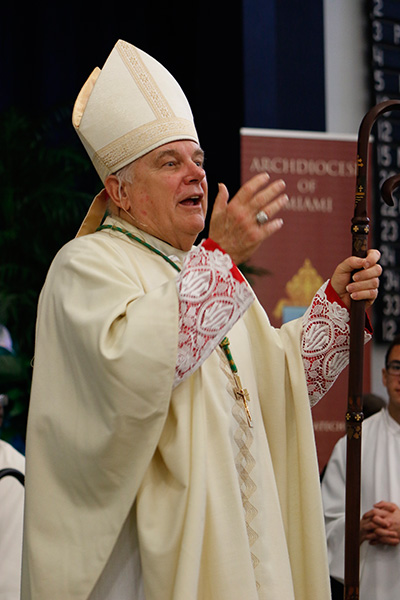 Archbishop Thomas Wenski says some closing remarks to catechists at the conclusion of the conference's opening Mass.