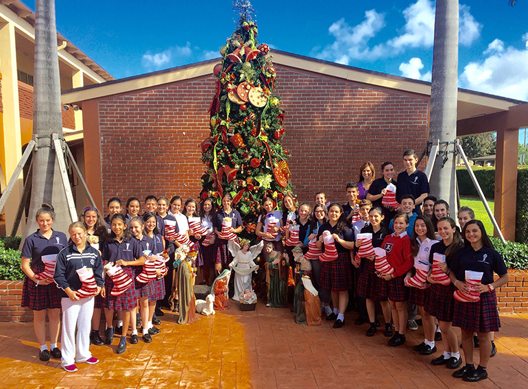 adom-st-brendan-school-students-bring-christmas-cheer-to-many