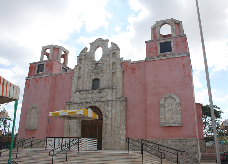 Front of the church-museum La Merced built with the collaboration of all communities of Corpus Christi Parrish.