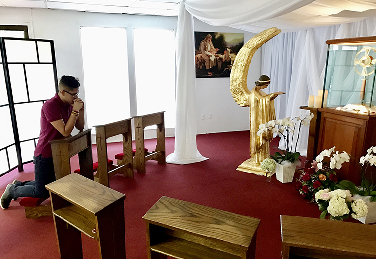 ADOM Un diálogo de amistad con Dios convoca al servicio