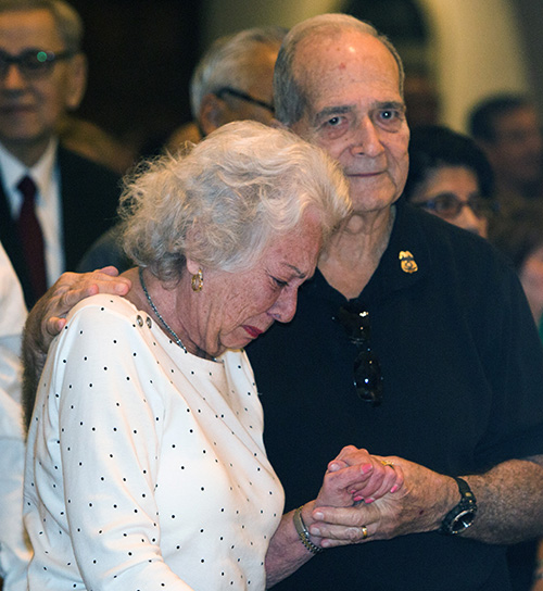 Dulce Montalvo gets emotional has she and her husband, Ossie, renew their wedding vows.