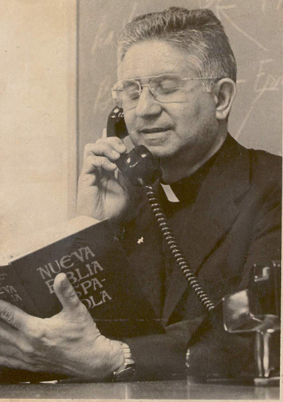 No dej&oacute; de predicar ni un s&oacute;lo d&iacute;a: fue as&iacute; como desde 1967 surgieron las catequesis que han continuado hasta el d&iacute;a de hoy. Nunca cobr&oacute; un centavo por las clases ni las suspendi&oacute;, a no ser que hubiera un hurac&aacute;n.