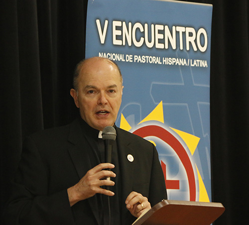 Father Alejandro Lopez-Cardinale addresses V Encuentro delegates during the archdiocesan celebration of the V Encuentro Oct. 7 at Immaculate Conception's Mercy Hall in Hialeah.