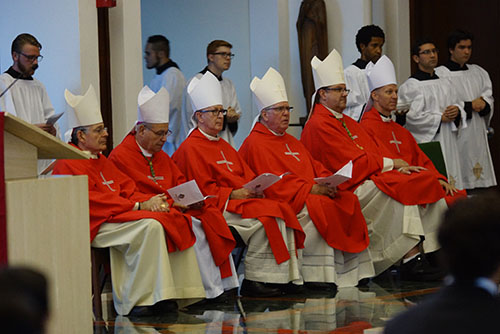 The bishops of Florida take part in the Mass of the Holy Spirit and installation of new rector at St. John Vianney College Seminary in Miami Oct. 19. From left: Bishop Gerald Barbarito, Palm Beach; Bishop Felipe Estevez, St. Augustine; Bishop John Noonan, Orlando; Bishop Frank Dewane, Venice; Bishop Gregory Parkes, St. Petersburg; and Bishop William Wack, Pensacola-Tallahassee.