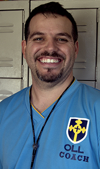 German García se graduó de la escuela Our Lady of the Lakes y luego regresó como director de atletismo.
