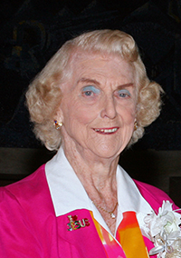 Marjorie Wessel, presidenta por largo tiempo del Gremio de Educadores Católicos y defensora de las mujeres en los deportes.