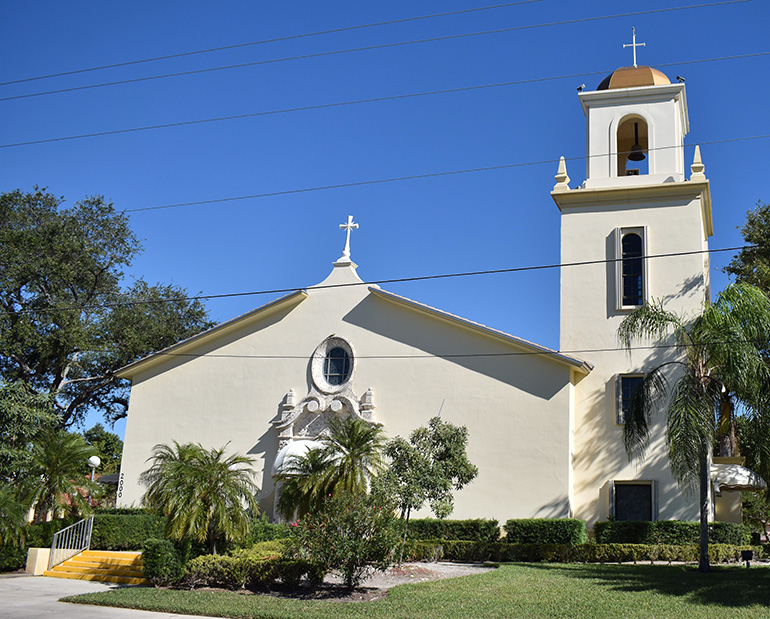 The architecture of St. Sebastian Church in Fort Lauderdale adopts a slimmed-down Mediterranean style.