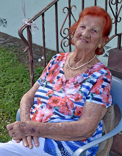 Stella Waite poses at her recent 105th birthday party in Hollywood.