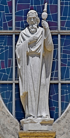 Statue of the church's patron saint carries his traditional staff with a water bottle, signifying his role as a pilgrim saint.