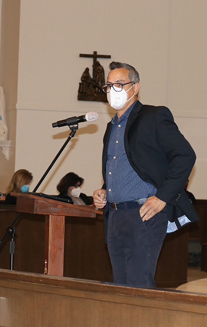 Lawyer Miguel Mora of Catholic Legal Services explains the workings of Deferred Enforced Departure (DED) to Venezuelans gathered at Our Lady of Guadalupe Church in Doral, Jan. 27, 2021.