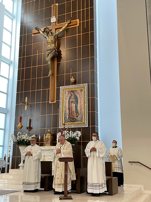Archbishop Thomas Wenski celebrates Memorial Day Mass at Our Lady of Guadalupe Church in Doral, May 31, 2021.