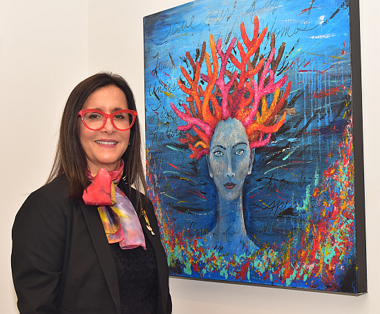 Ana Sora Vadillo painted flame-colored coral as woman's hair, calling it "Medusa."