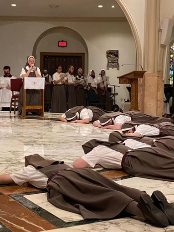 Mother Adela Galindo, foundress of the Servants of the Pierced Hearts of Jesus and Mary, looks on as six Servants make their perpetual vows to the religious community Aug. 22, 2021 at St. Mary Cathedral.