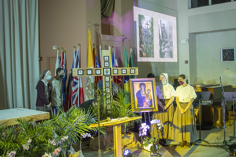 The Archdiocesan Pilgrim Cross and Icon were on display at the Archdiocesan World Youth Day held Nov. 20, 2021 at St. Thomas University. The cross and icon will travel to all the Catholic schools, parishes, youth and young adult groups in preparation for WYD in Lisbon 2023.