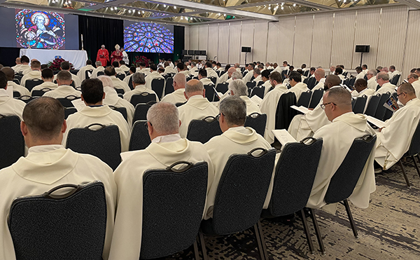 Nearly 200 archdiocesan priests take part in Mass with Archbishop Thomas Wenski on the second day of their annual convocation, which began the afternoon of Sept. 20 and concluded the morning of Sept. 22, 2022, at the Hyatt Regency in downtown Miami.