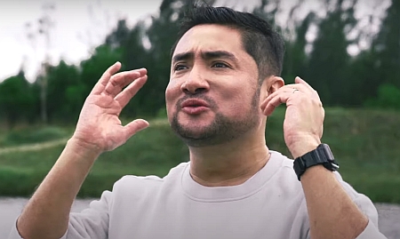 Ivan Diaz, a South Florida-based singer and composer, leads the November 2022 recording of "Feel the Rush in the Air," the theme song for WYD 2023. The cast was made of STU students, plus youths from around the Archdiocese of Miami.