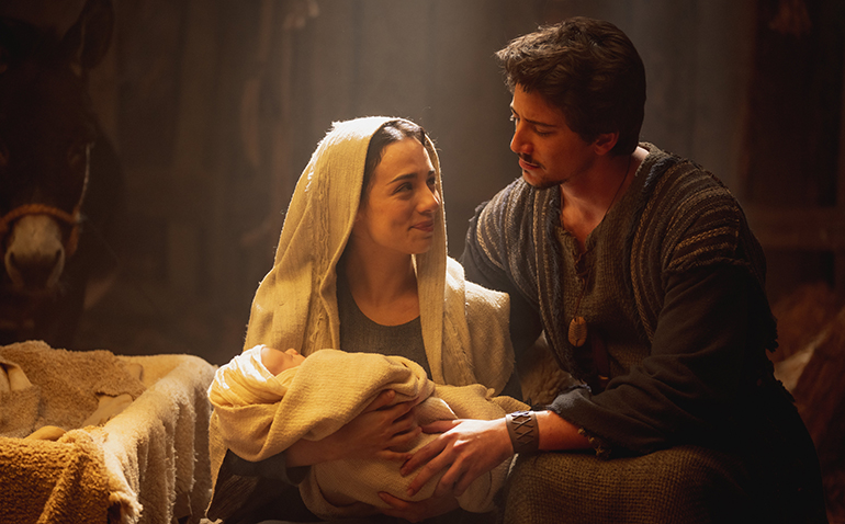 Fiona Palomo and Milo Manheim star in a scene from the movie “Journey to Bethlehem.” The OSV News classification is A-I -- general patronage. The Motion Picture Association rating is PG -- parental guidance suggested. Some material may not be suitable for children. (OSV News photo/AFFIRM Films)