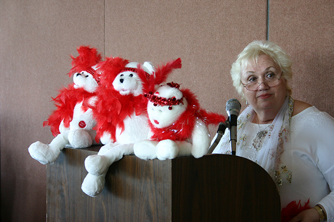 Lucy Petrillo and her Scarlets at a Miami Archdiocesan Council of Catholic Women Scholarship Luncheon in 2006.