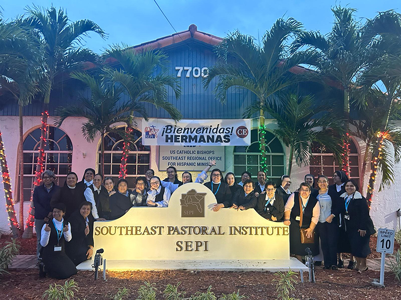 Treinta religiosas latinoamericanas llegaron el 8 de enero al Instituto Pastoral del Sureste, SEPI, para recibir formación en ministerio pastoral hispano, por dos meses. Servirán en comunidades hispanas de 10 diócesis a nivel nacional.