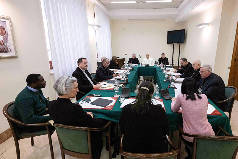 Pope Francis and his international Council of Cardinals continue their discussion of women's role in the church at the Vatican Feb. 5, 2024. Pictured, clockwise from the left, are: Cardinals Gérald C. Lacroix of Quebec; Juan Jose Omella Omella of Barcelona; Sean P. O'Malley of Boston; Fridolin Ambongo Besungu of Kinshasa, Congo; and Pietro Parolin, Vatican secretary of state. Continuing, to the right of the pope are: Bishop Marco Mellino, council secretary; and Cardinals Oswald Gracias of Mumbai, India; Sergio da Rocha of São Salvador da Bahia, Brazil; Fernando Vergez Alzaga, president of the commission governing Vatican City State; and Jean-Claude Hollerich of Luxembourg. Left, Bishop Jo Bailey Wells, deputy secretary-general of the Anglican Communion, Salesian Sister Linda Pocher and Giuliva Di Berardino, a consecrated virgin from the Diocese of Verona, Italy, are the women who addressed the group. (CNS/Vatican Media)