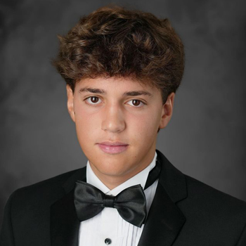 Andres Gomez de la Vega, salutatorian, Cardinal Gibbons High, Fort Lauderdale