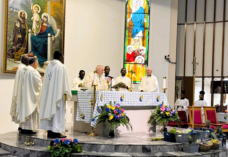 Archbishop Thomas Wenski celebrates a Mass marking the 75th anniversary of Holy Family Parish Nov. 15, 2025, at the parish in North Miami. Concelebrating with him were several archdiocesan priests.