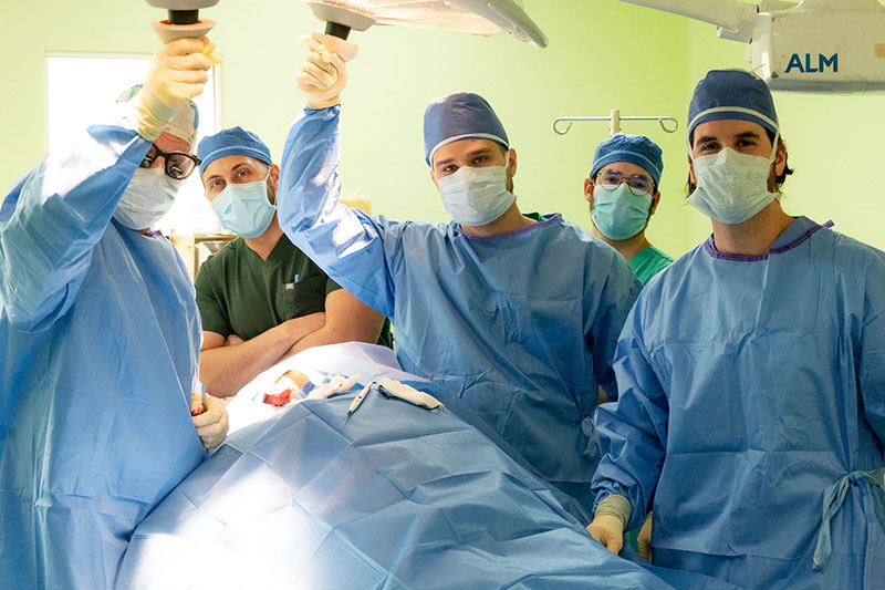A U.S medical team of doctors, nurses, medical students and volunteers from Florida and beyond brought surgical procedures to the Dominican Republic in 2025 as part of an ongoing project coordinated by the Cuban Association of the Order of Malta in Miami.