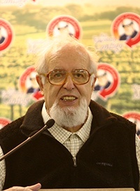 Father Ignacio Larrañaga, a Capuchin Franciscan known around the world for his founding of the Prayer and Life Workshops (Talleres de Oración y Vida) is shown here during his visit to Casa Caná in Hialeah in 2009. Prayer and Life Workshops provide people with the tools to form a more intimate relationship with God through prayer.