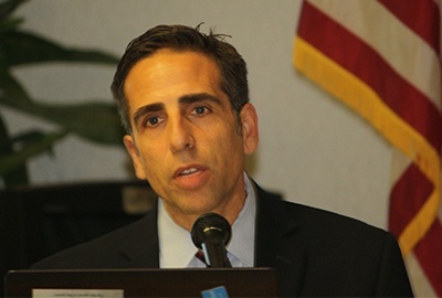 Bobby Schindler addresses guests at the annual banquet hosted by St. Malachy's pro-life ministry, Mary for Life, held on the Feast of the Immaculate Conception.